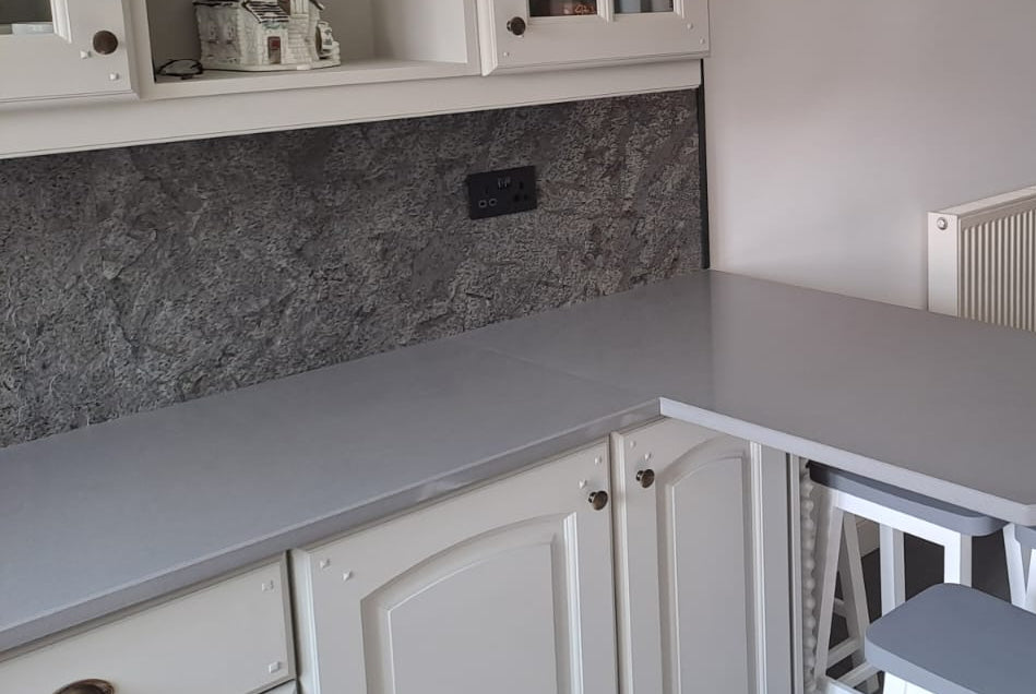 matrix stone veneer kitchen walls