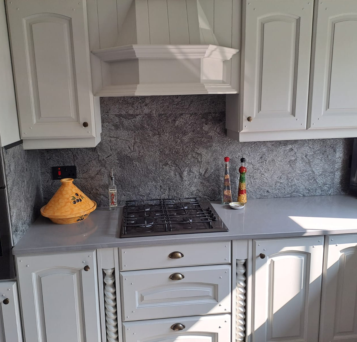 matrix stone veneer kitchen walls