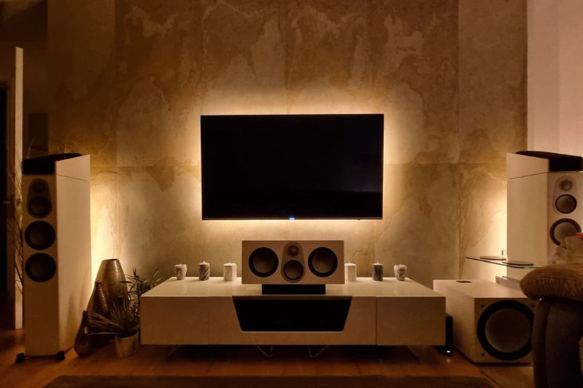 tan slate veneer media wall