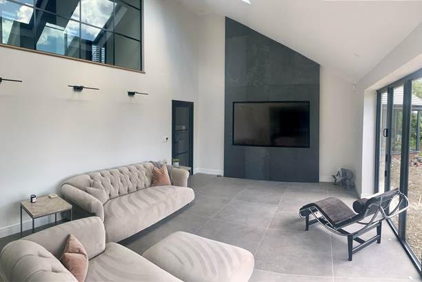 Nero slate veneer feature wall