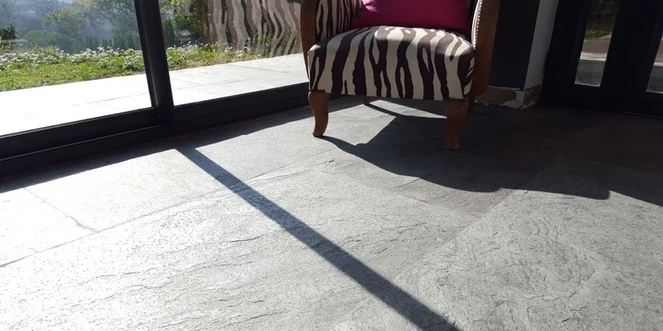 Silver Grey slate veneer flooring in contemporary living space